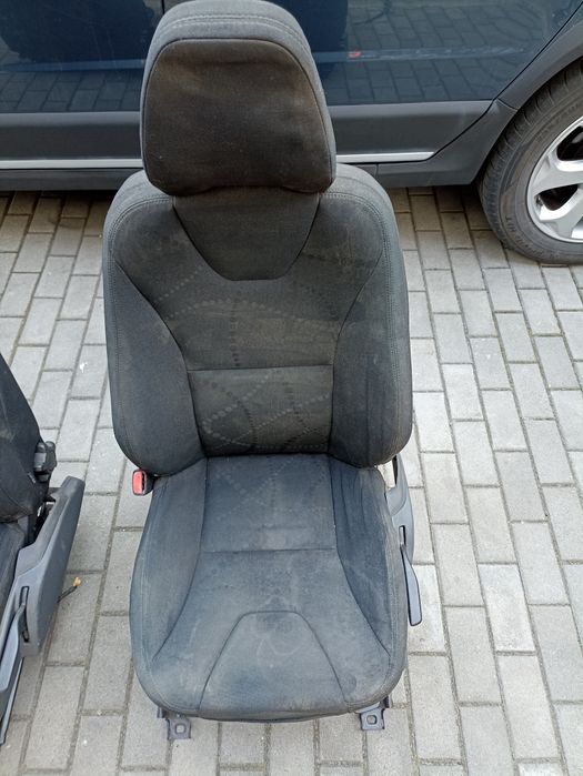 Volvo XC60 Poduszka Fotela Lewa