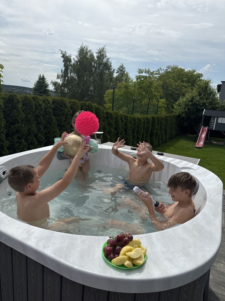Wynajem mobilne jacuzzi/ balia spa