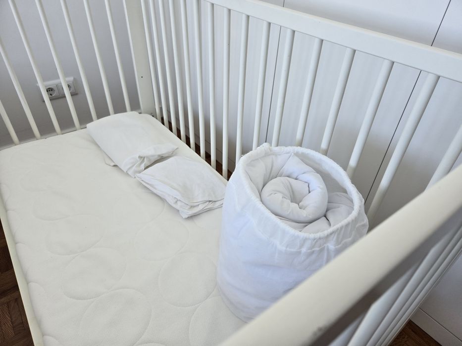 IKEA Gulliver berço / cama de grades + colchão e roupa de cama