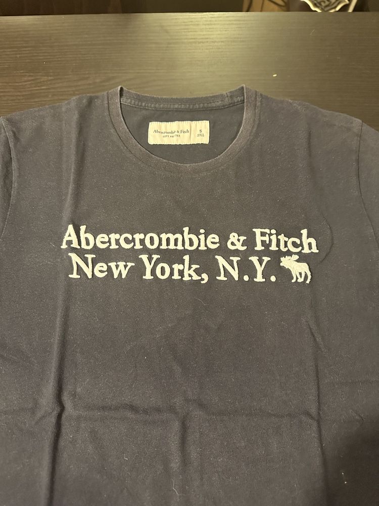 T-shirt homem Abercrombie & Fitch