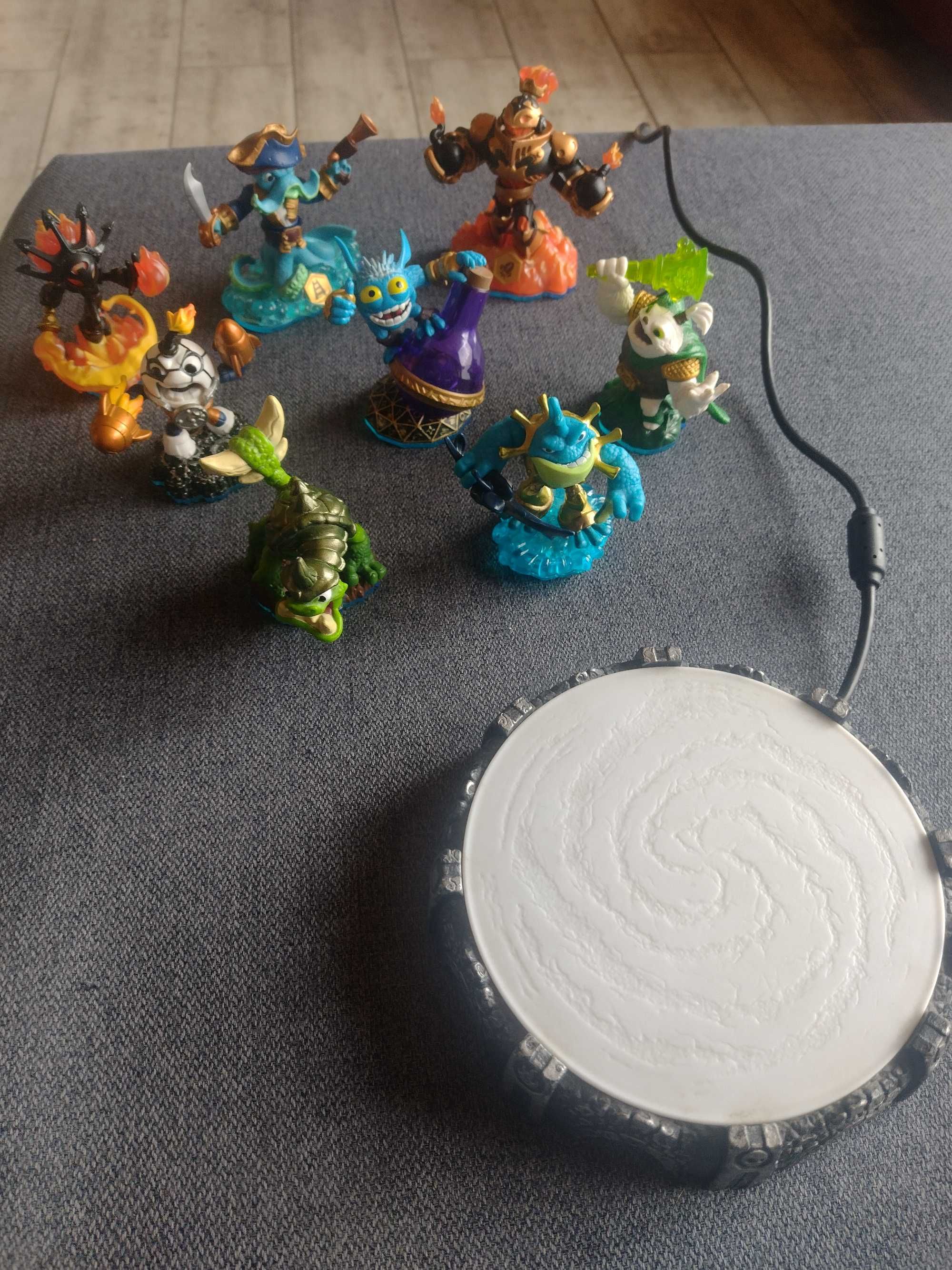 Skylanders Swap Force zestaw 8 figurek + portal