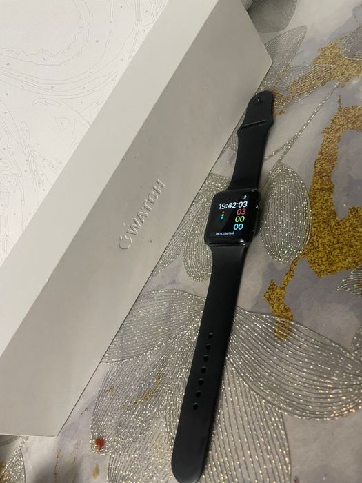 Продам Apple Watch 3 б/у