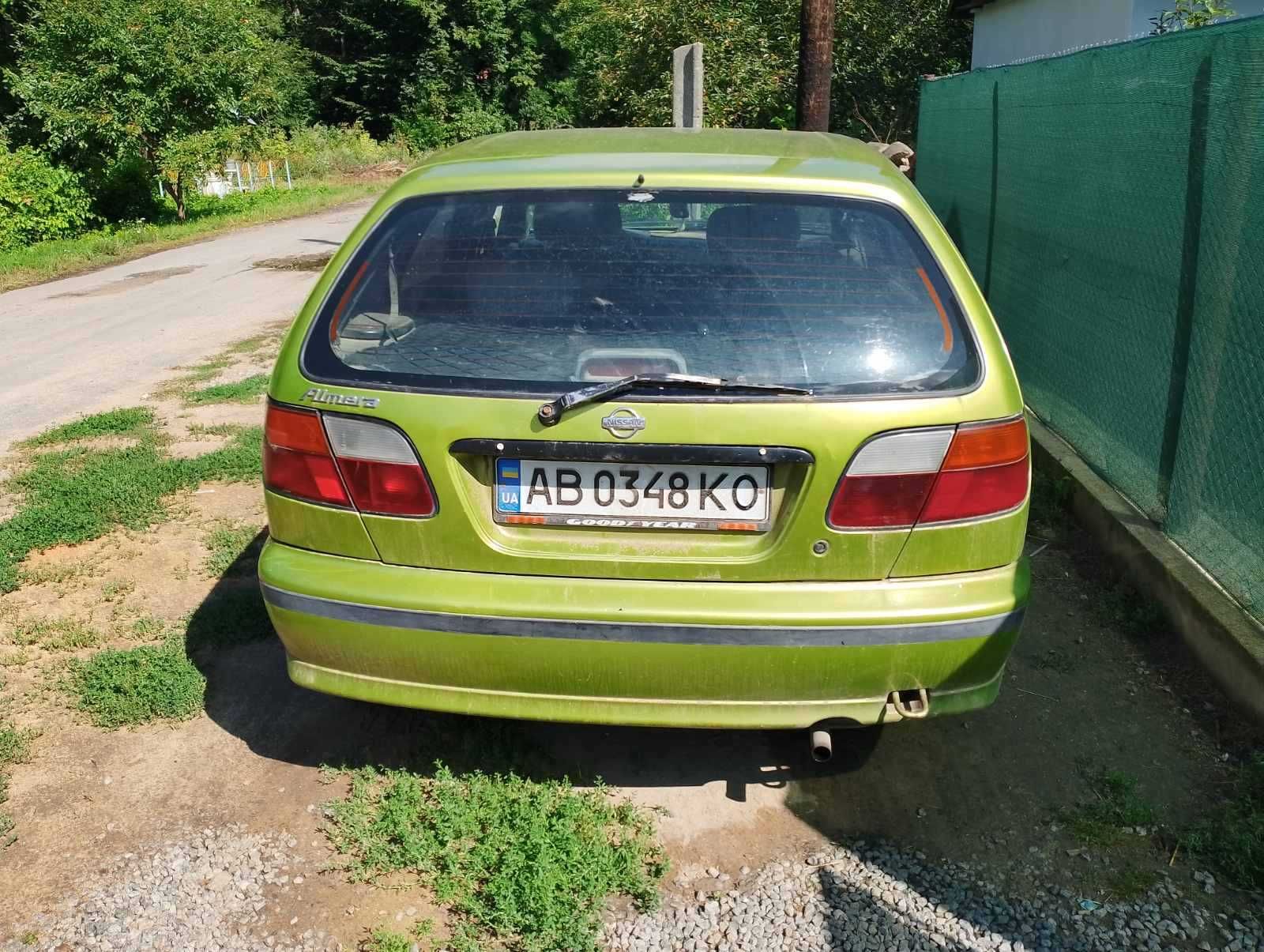 Нісан Альмера 1 995 року