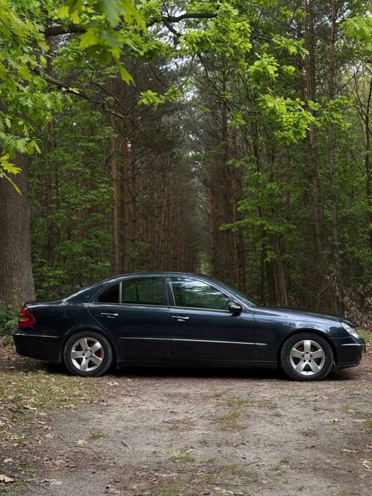 Mercedes-Benz w211 e240 2.6 lpg