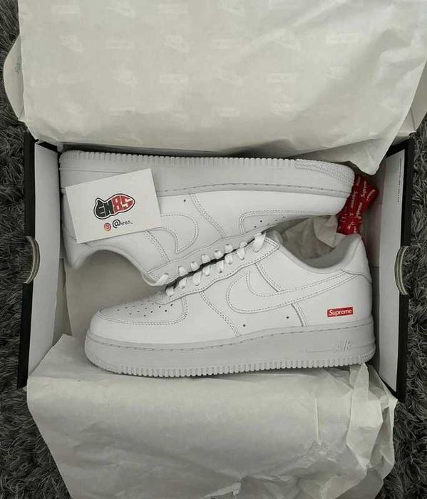 "Buty koszykówki Nike_Air_Force_1_Low_Supreme_White_Roz.37.5