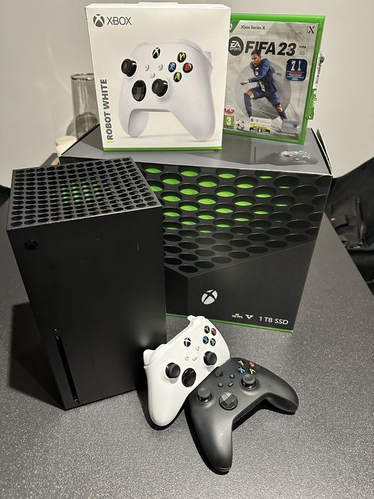 XBOX series X , 2 pady ,1TB dysk