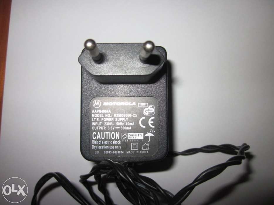 Carregador motorola antigo