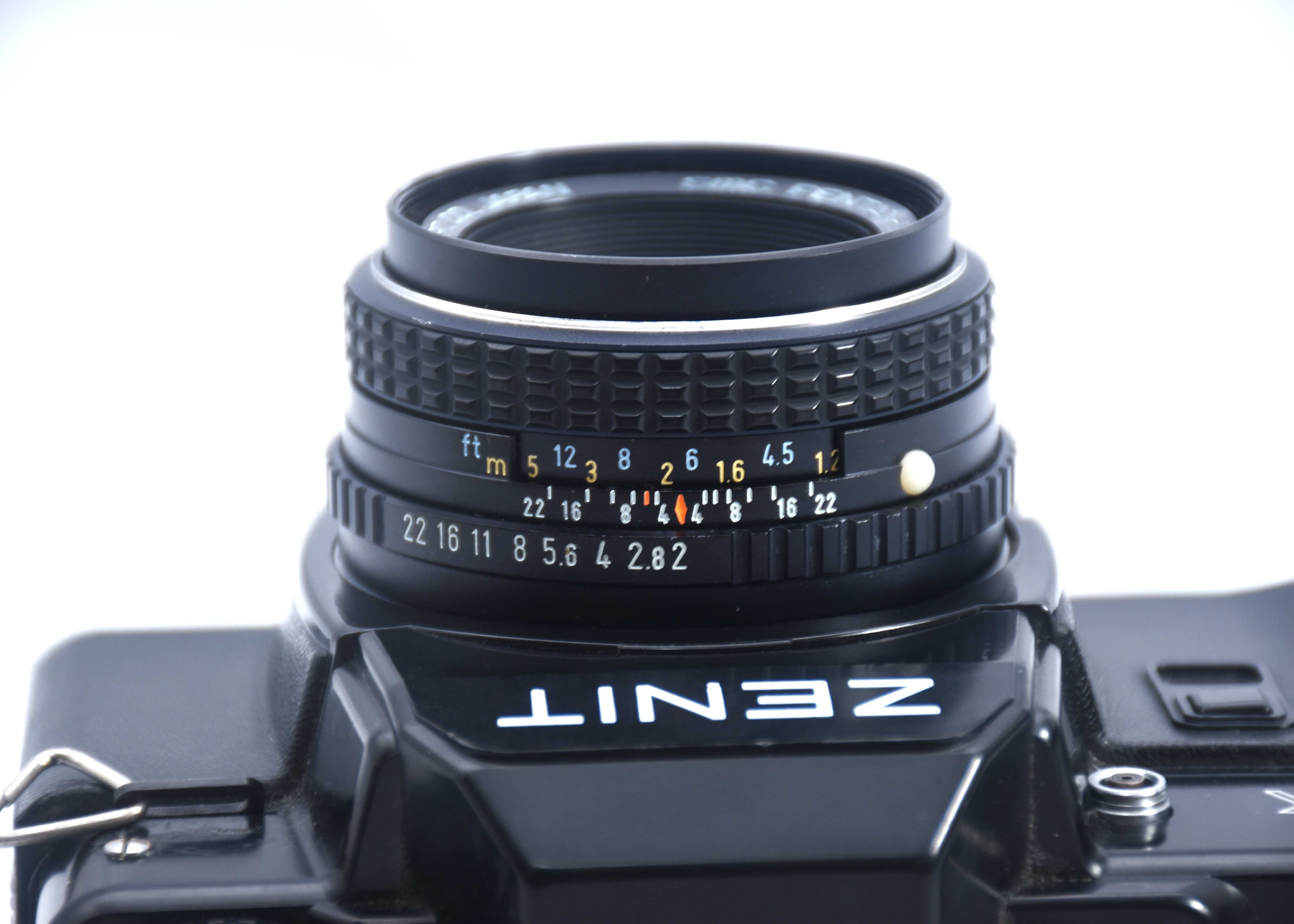 Zenith 122K com lente Pentax 50mm f\2 manual máquina analógica