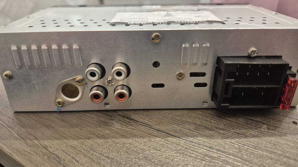 Магнітола 4×60 блютуз флешка