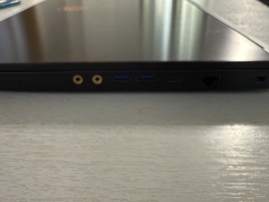 Laptop Gameingowy MSI Thin GF63 GTX 3050 1TB Dysk