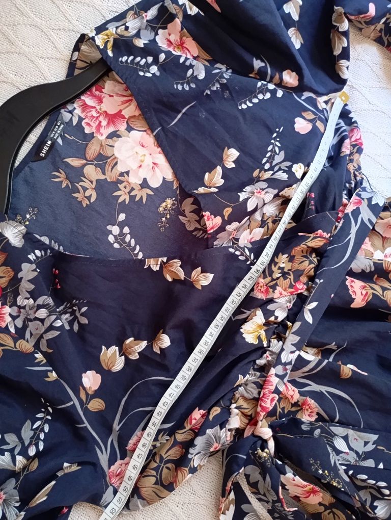 SHEIN M niesamowita długa sukienka maxi granatowa w kwiaty wyjściowa