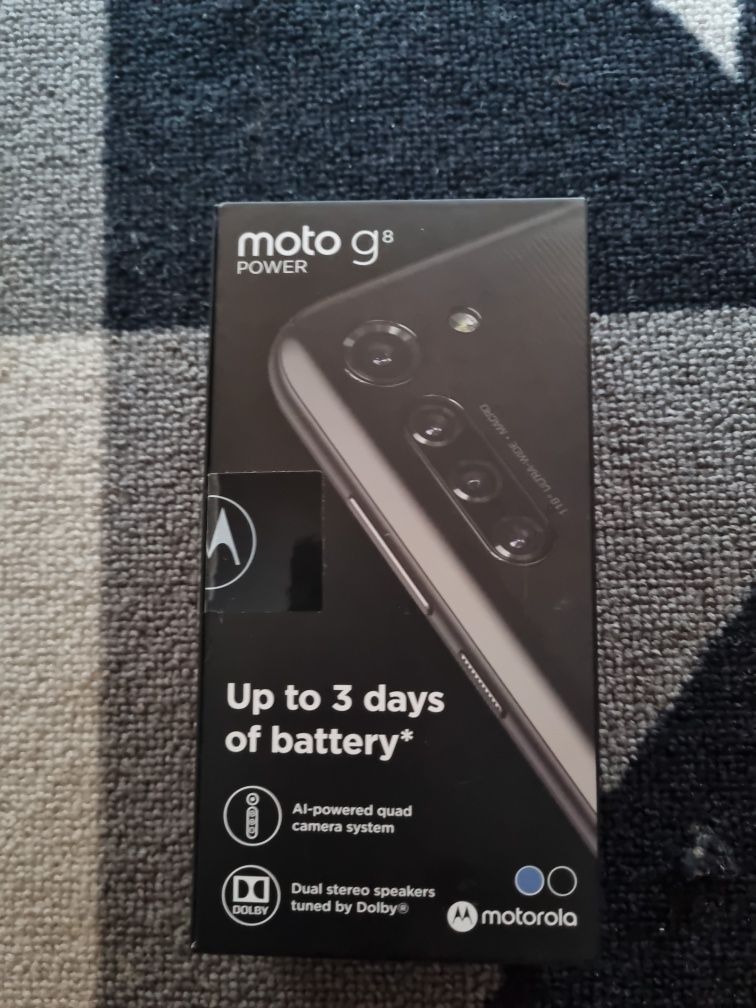 Pudełko Motorola Moto G8
