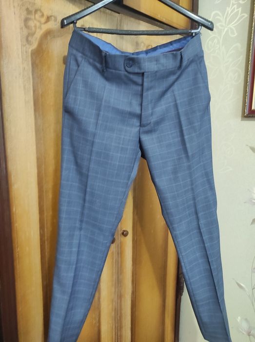 Костюм чоловічий