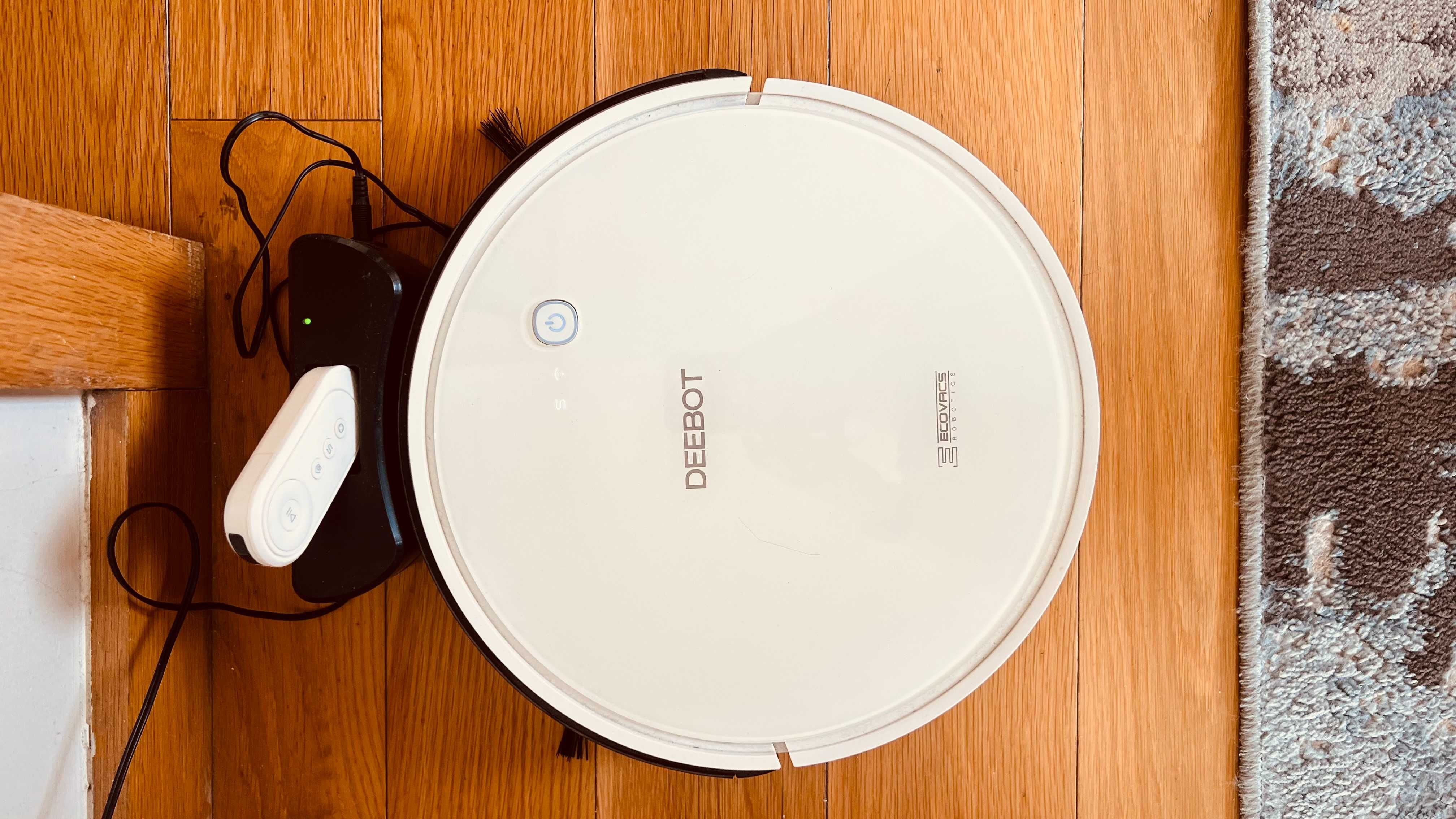 Aspirador Robô Ecovacs Deebot 600 Series – Aspira e Passa Pano