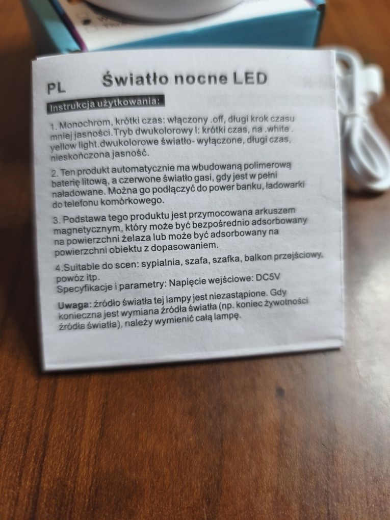 Lampka nocna LED