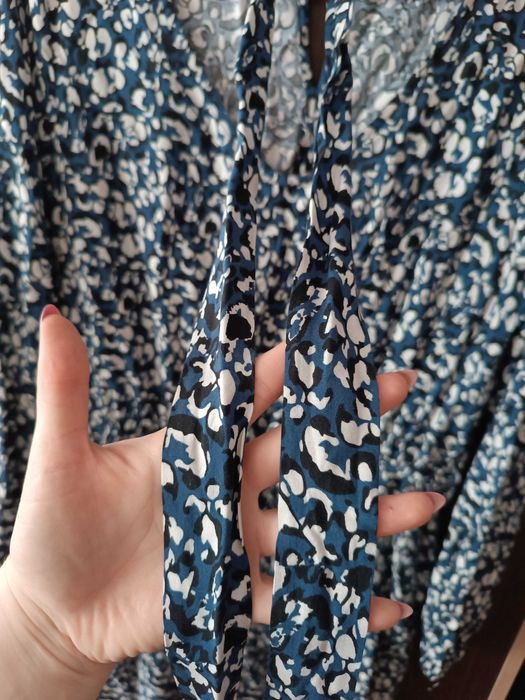 Sukienka w niebieską panterkę Tom&Rose