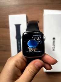 Смарт-годинник Apple Watch SE GPS 44 mm