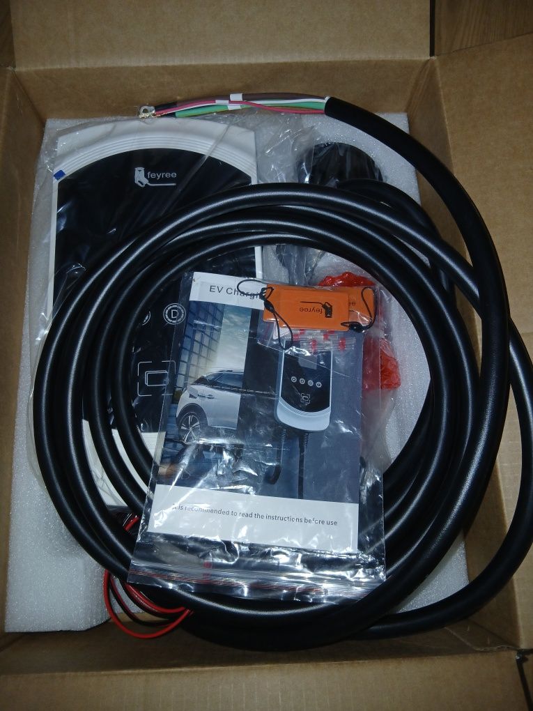 Wallbox Carregador Parede com DLB  7,6 kw - 32A - C/ APP e Cartões