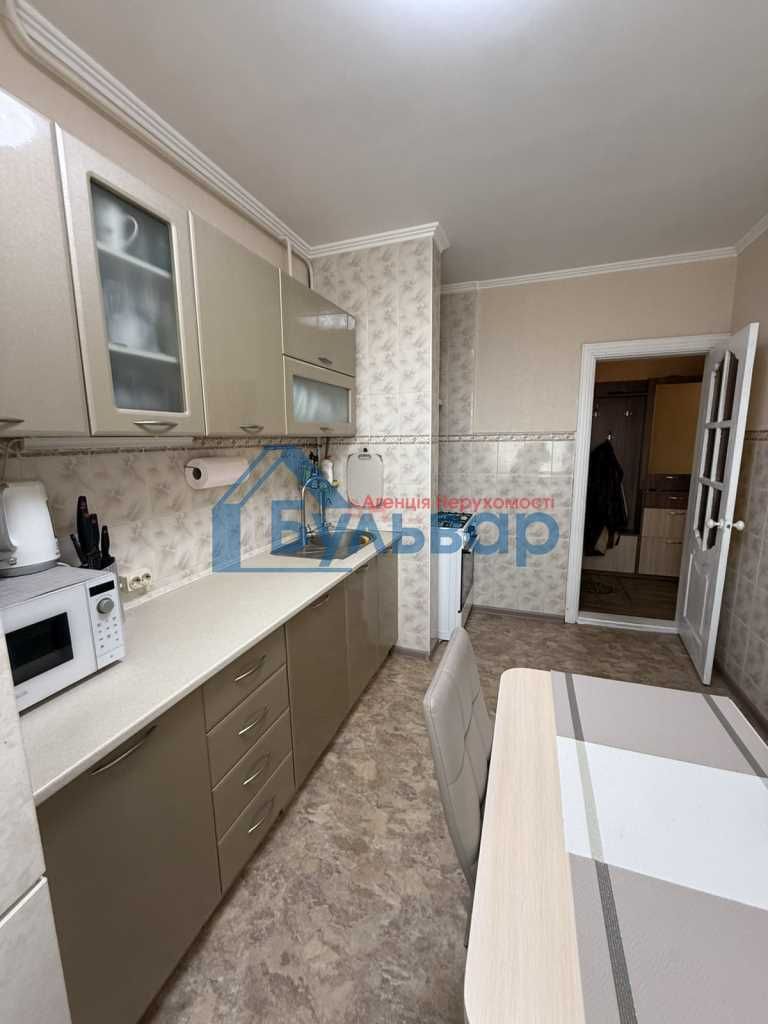 3к квартира, Левада, окремі кімнати, з косметикою, 8/9 поверх!