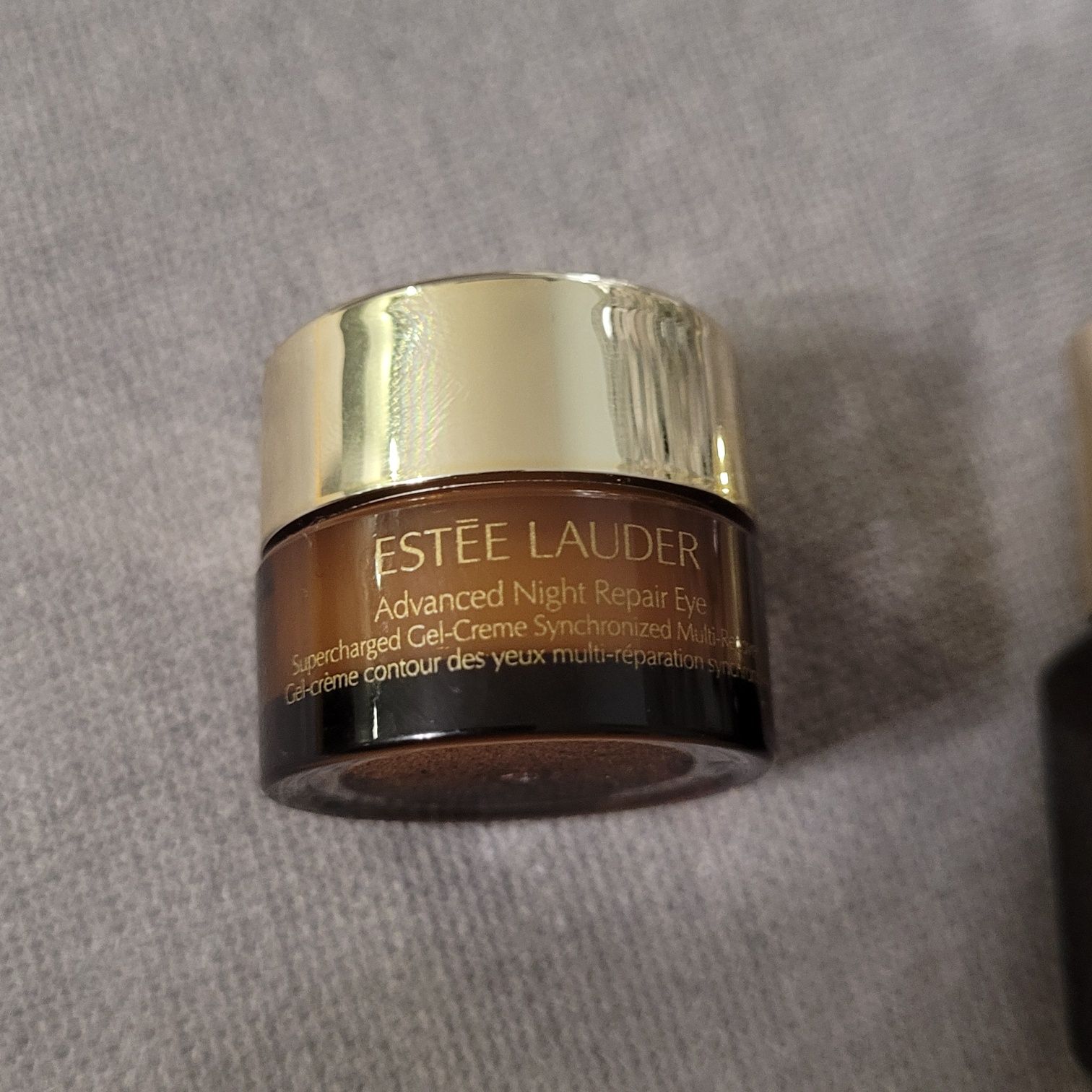 Kosmetyczka Estee lauder z kosmetykaminowa
