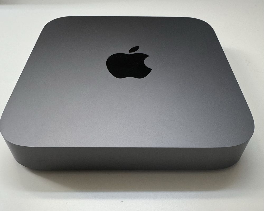 Apple Mac Mini 2018 intel i3, 8 GB RAM, 256 GB SSD