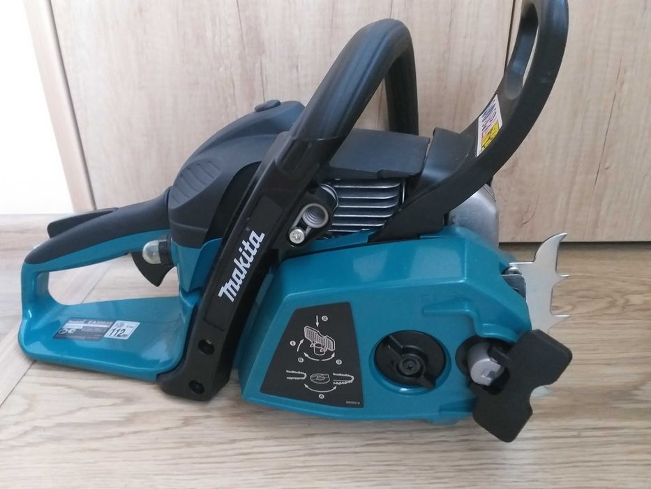 Бензопила EA3200S. Торг