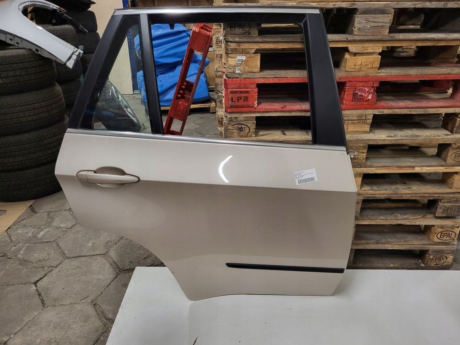 BMW X5 E70 LIFT DRZWI PRAWY TYŁ KOMPLETNE KOL.A92