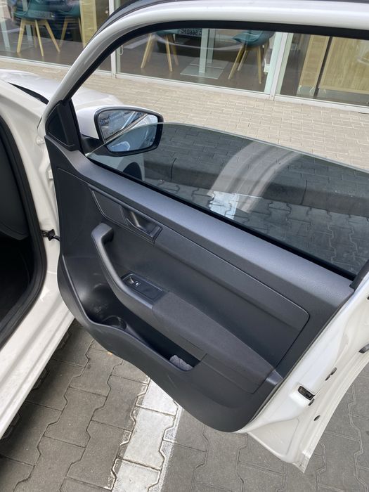 Продам своє авто Skoda Fabia 2016