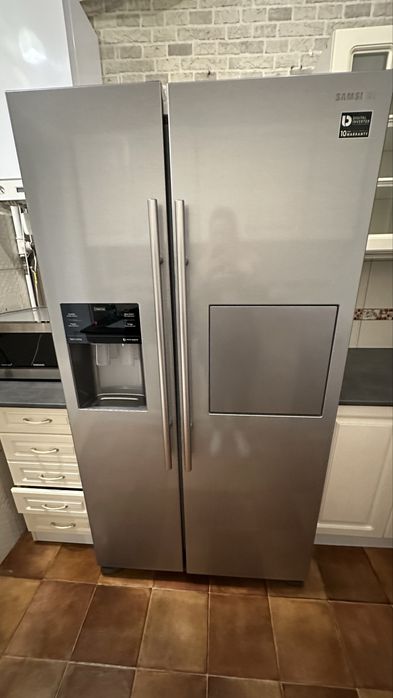 lodówka Samsung typu side-by-side