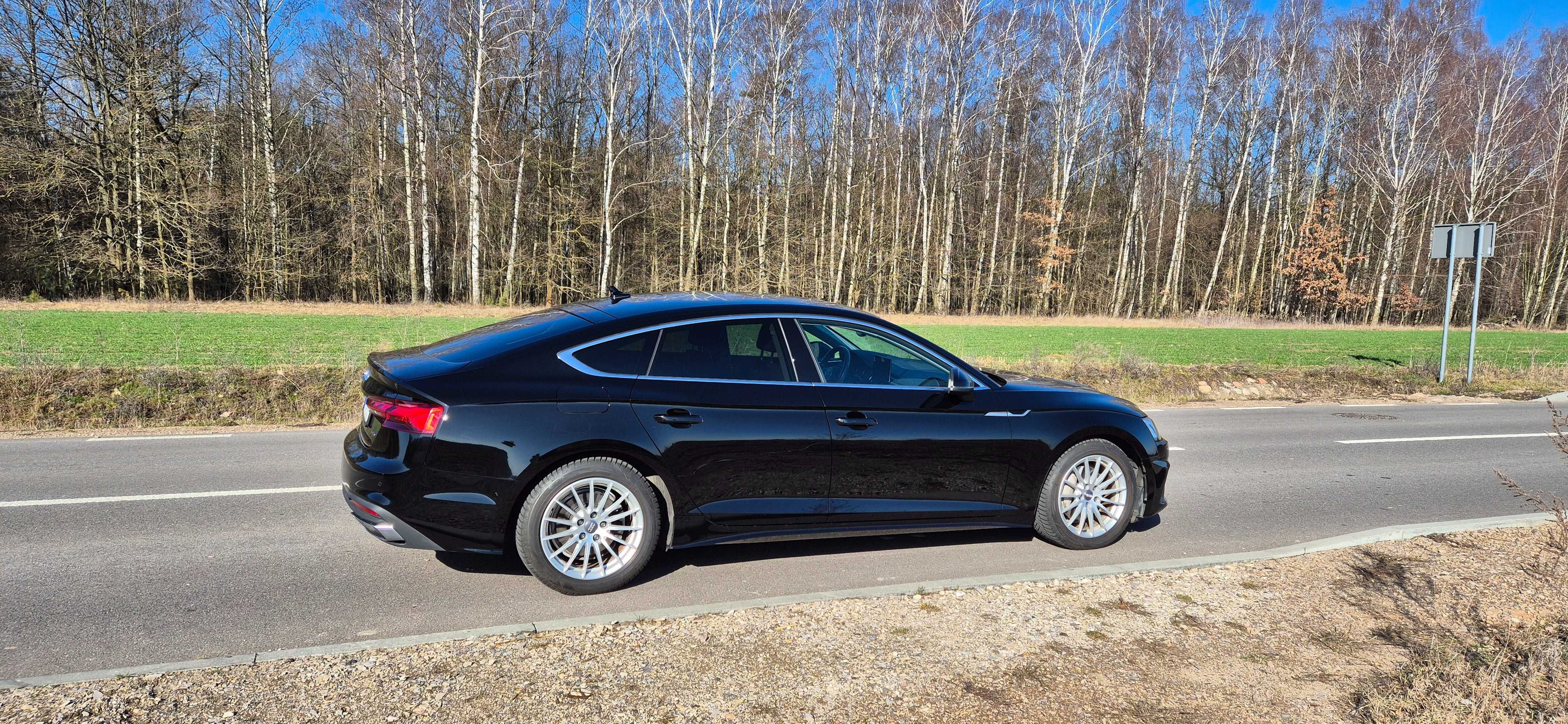 Sprzedam Audi A5, mały przebieg, w bardzo dobrym stanie!