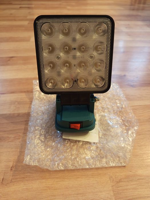 Halogen lampa robocza LED akumulatorowa