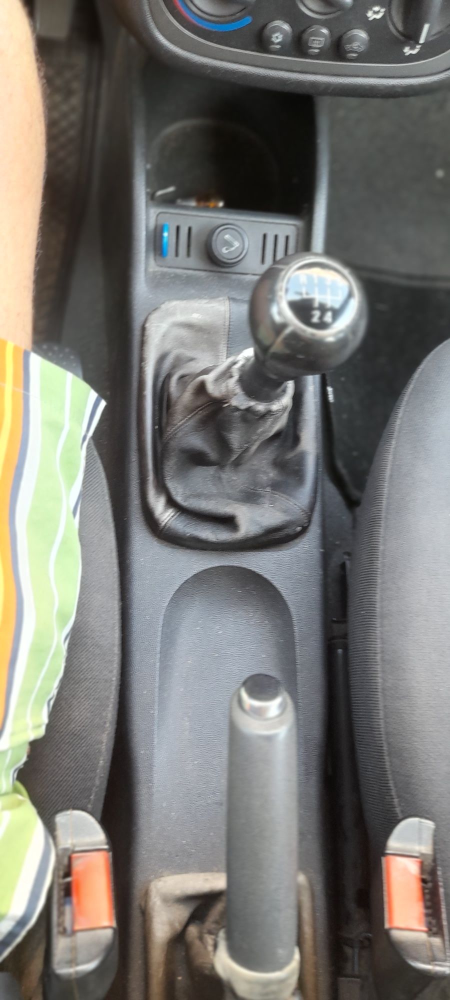 Opel corsa com 204000k