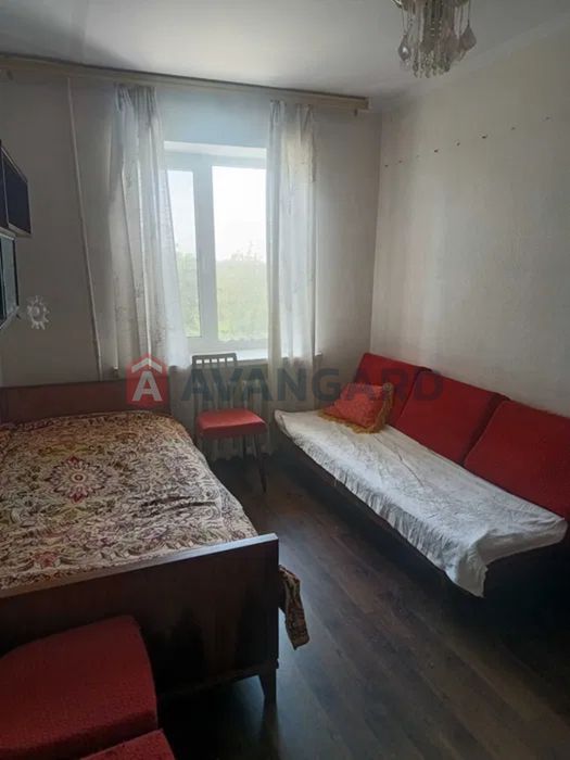 Продаж 2х кім в гарному будинку