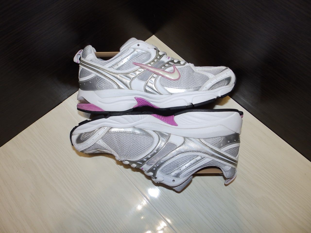 Кроссовки беговые nike air n' sight ll women's running shoes 315381-01