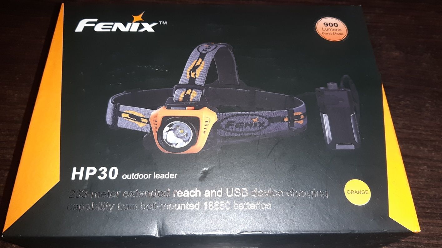 Latarka czołowa Fenix HP30 900 lumens