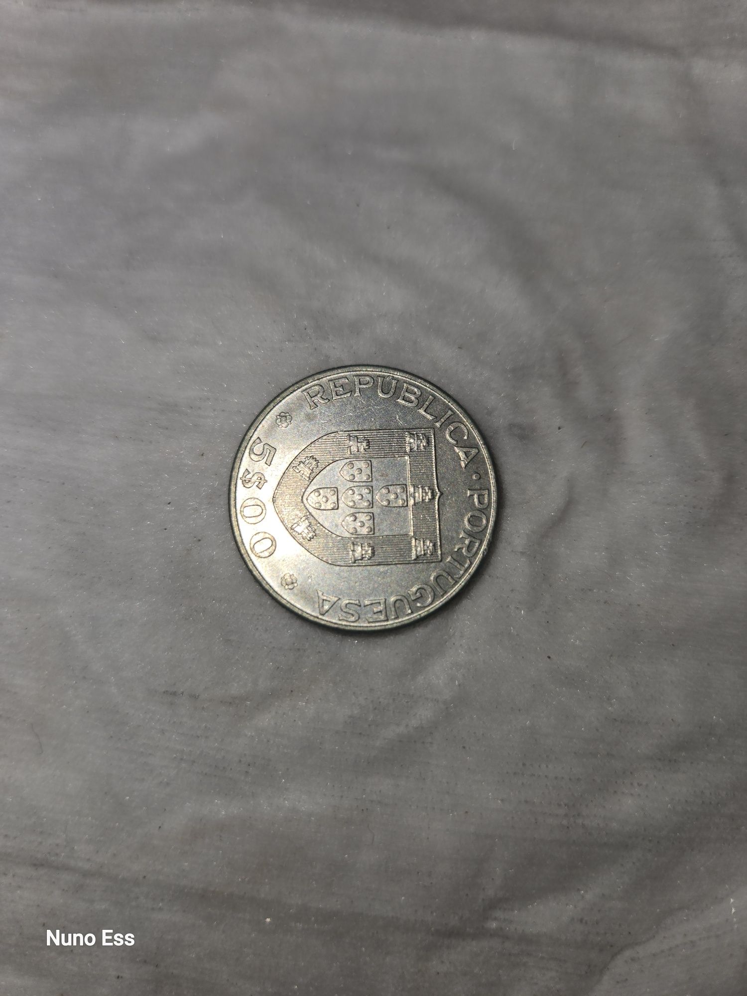 Moedas antigas algumas especiais