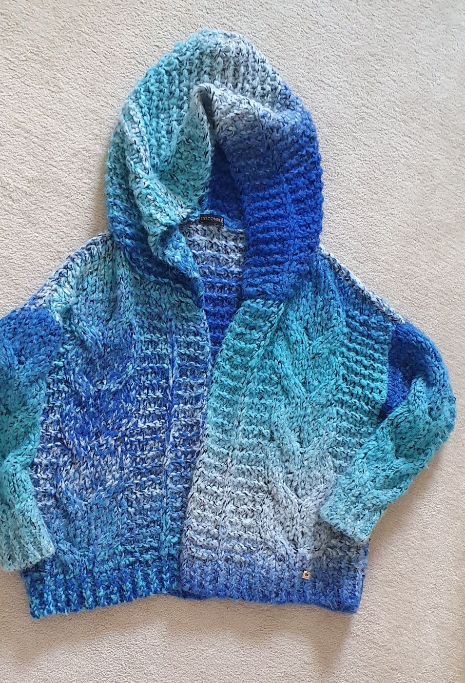 Sweter cocomore z dużym kapturem