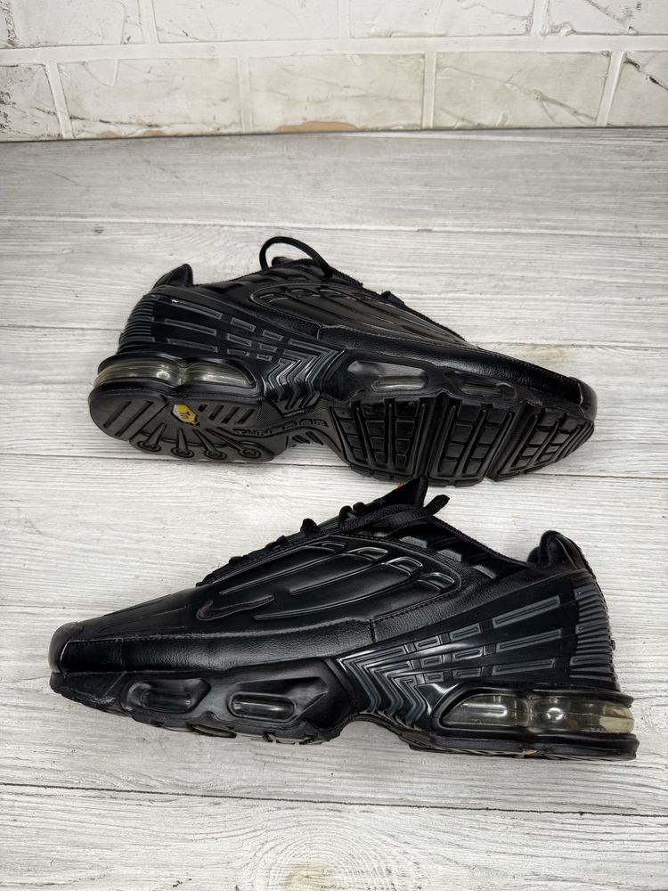 Черные кроссовки nike air max plus 3 tn 44-44.5 размер