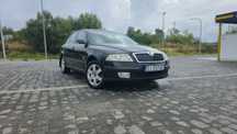 Skoda Octavia Škoda Octavia II 1.9 TDI 2004 – sedan, czarny, po wymianie rozrządu