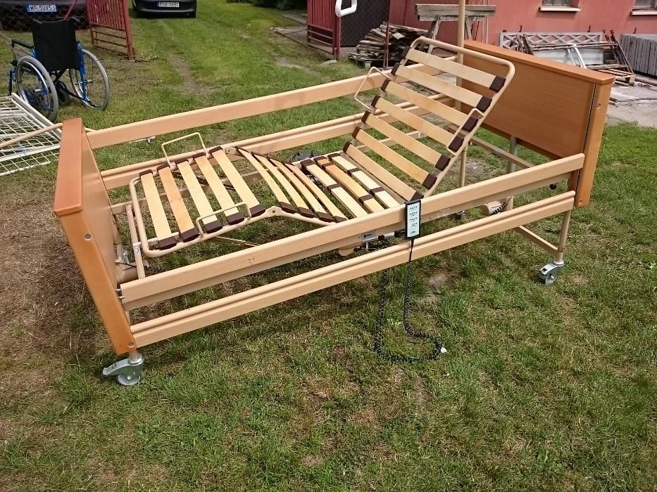 Łóżko rehabilitacyjne na pilota z nowym materacem podkładowym