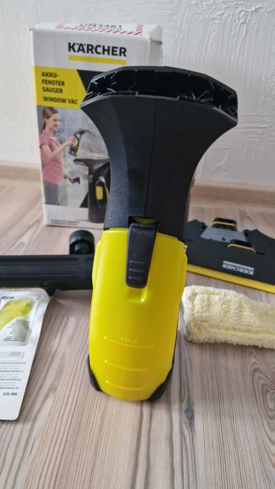 Myjka do okien Karcher WV 2 Black Edition + płyn do okien