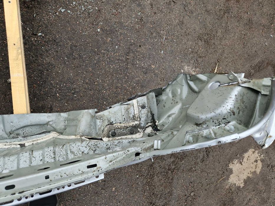 Полка корыти багажник задняя полка  Toyota Camry v70 2018 2022 2023