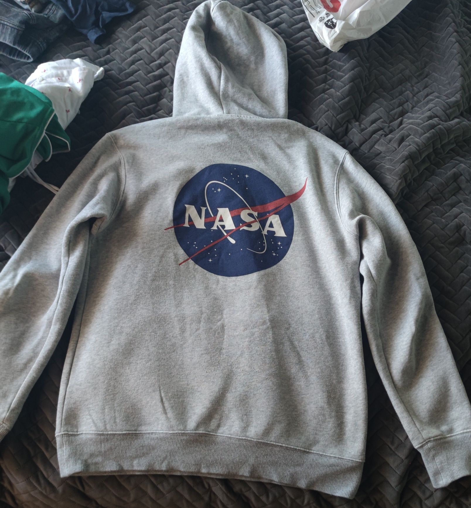 Худи H&M с лого Наса