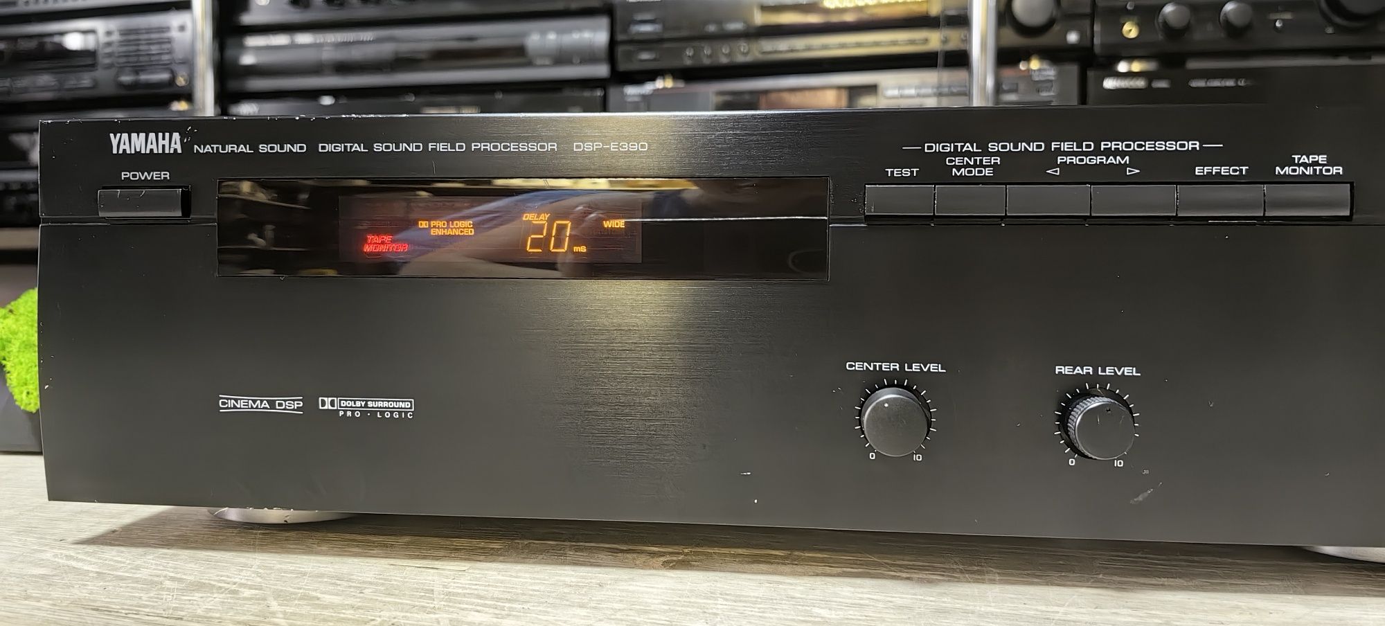 Підсилювач Yamaha DSP-E390/8Ω