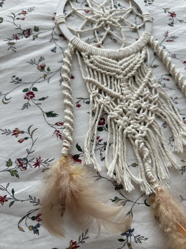 Kremowy łapacz snów z piórami makrama dekoracja ozdoba dom Handmade