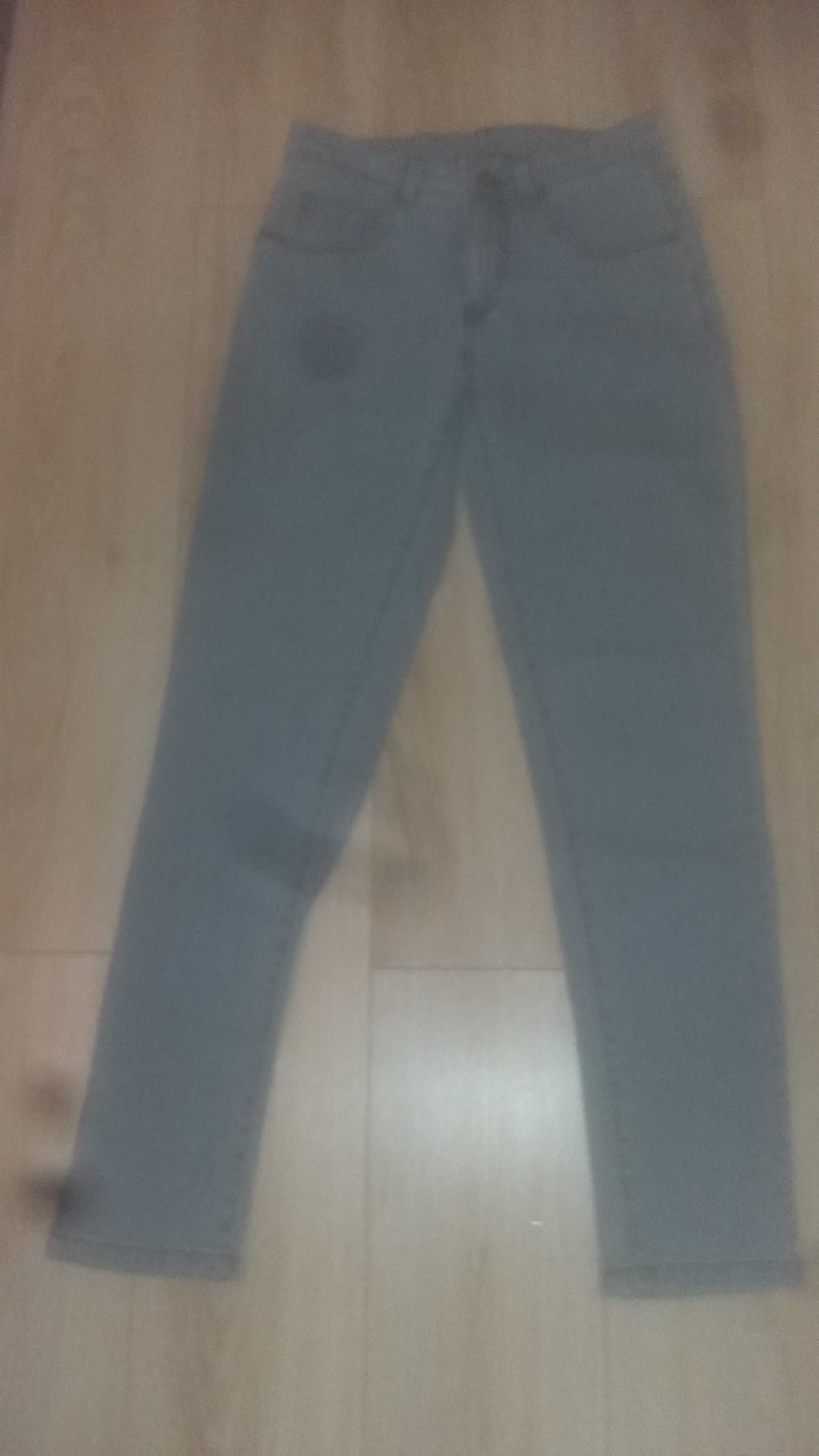 Spodnie jeansowe młodzieżowe rozmiar 152 cm