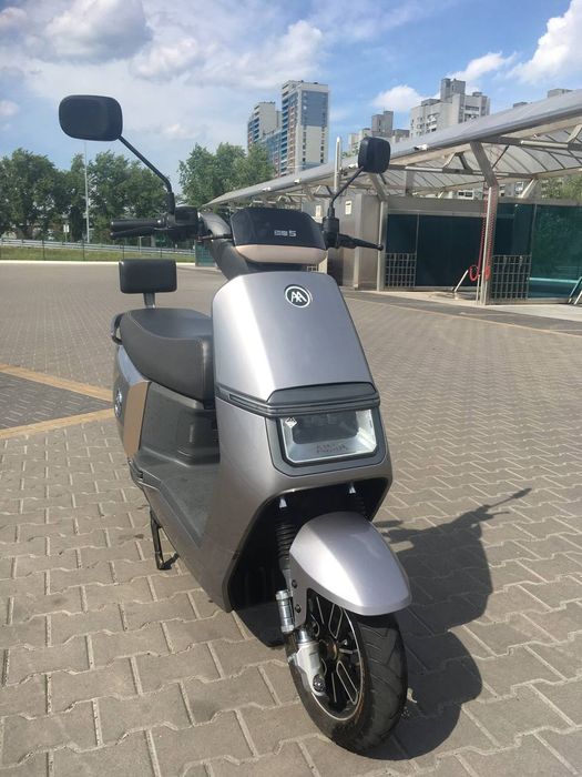 Елекроскутер Аіма А700