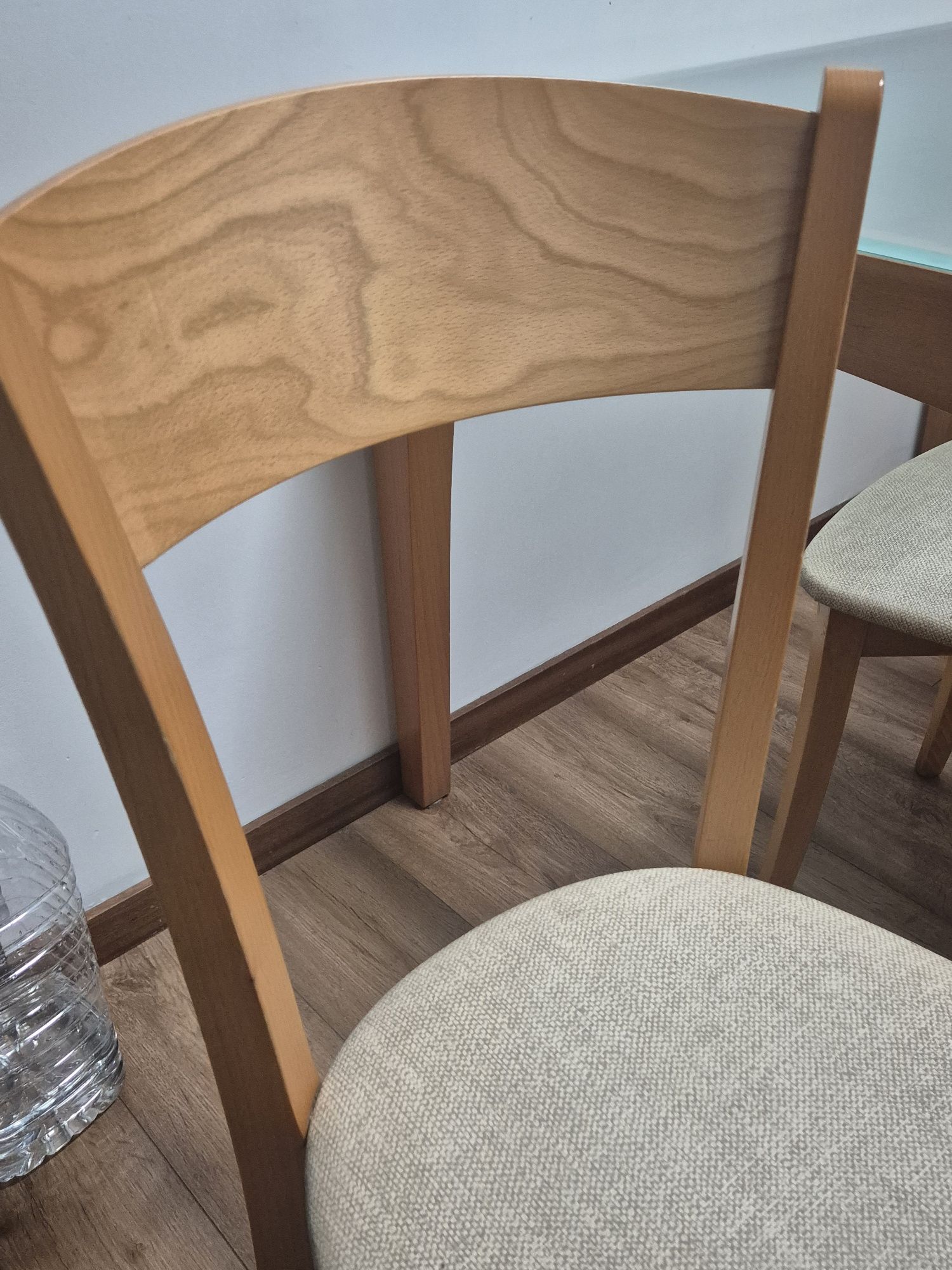 Mesa de jantar com 4 cadeiras