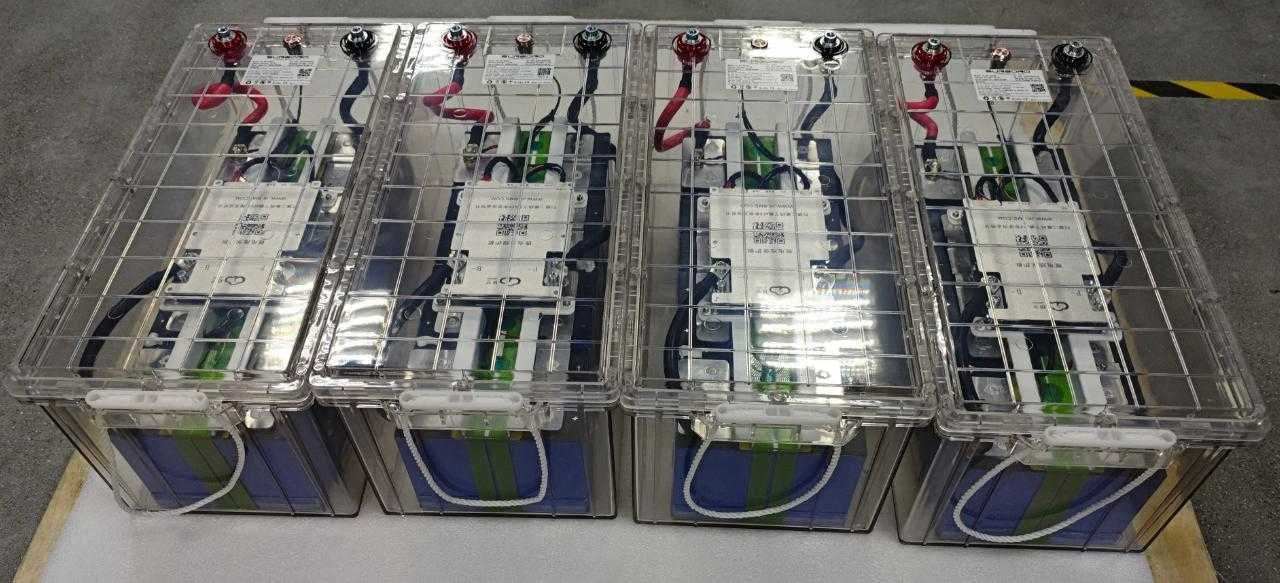 LiFePo4 12В 100Ач, комір.EVE 06.24, BMS JIKONG 200A актів 1A Bluetooth