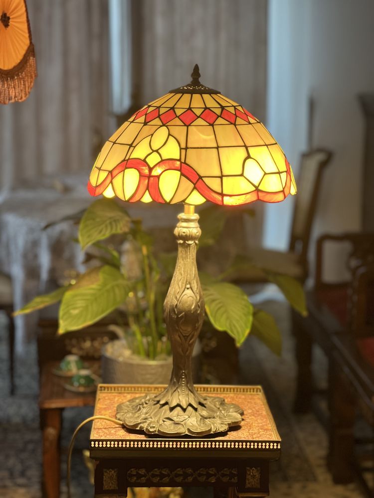 Lampa stojaca tiffany